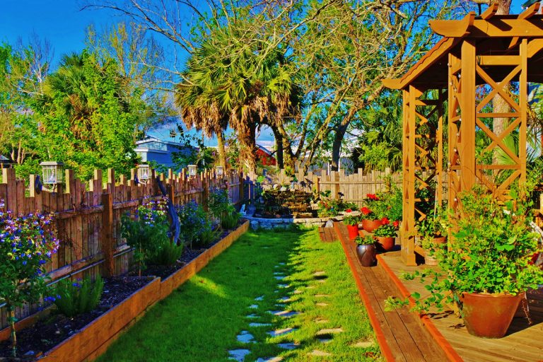 Riverwood Suites Apalachicola Boutique Hotel